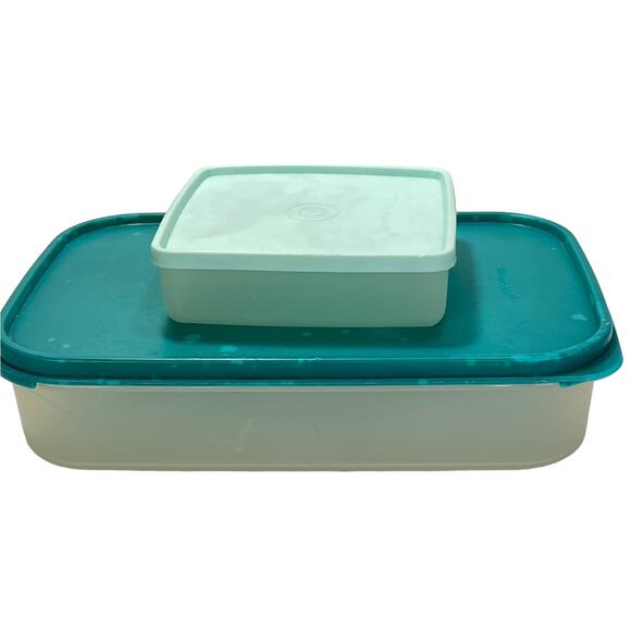 Tupperware Vintage Square and Rectangular Food Storage Containers Green Set of 2 - Picture 1 of 16